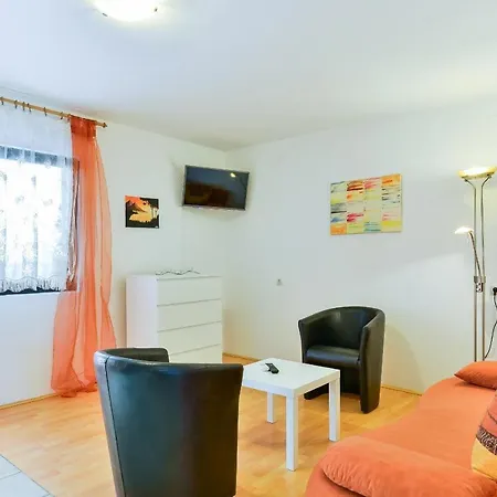 With A Parking Space - Kozjak, - 18579 Appartement Vir