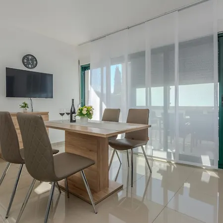 Apartment With A Parking Space - Kozjak, - 23400