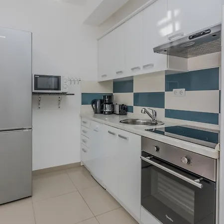 With A Parking Space - Kozjak, - 23400 *